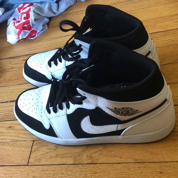 Retro 1’s - Picture 2 of 2